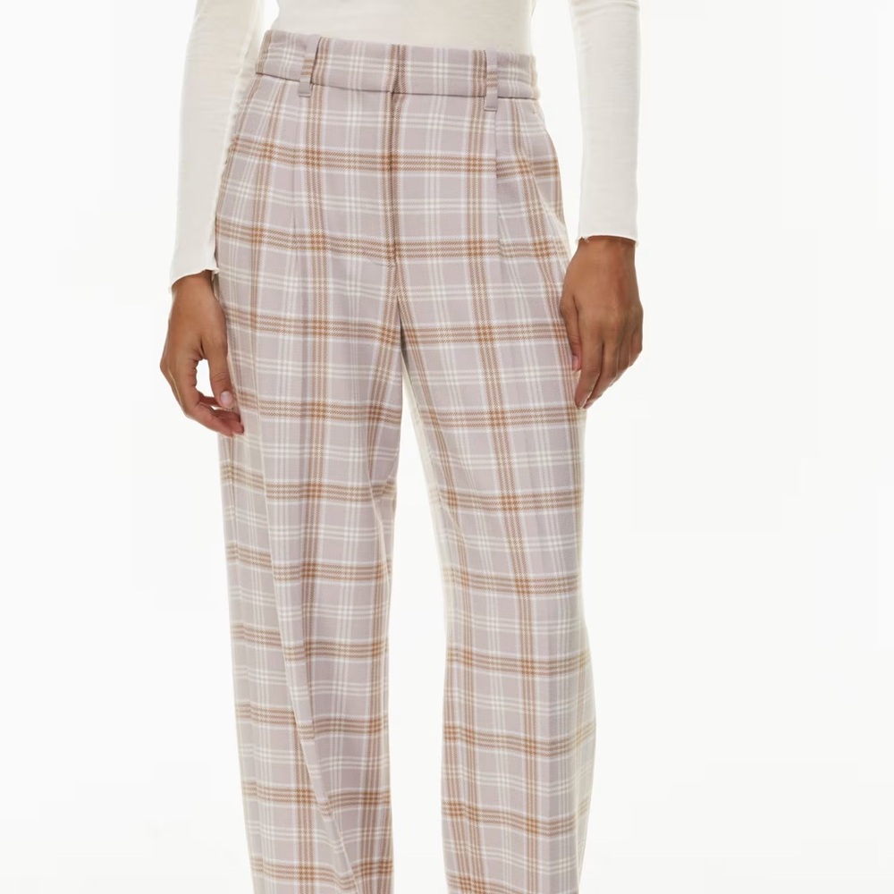 Aritzia Effortless Pant (excellent condition)